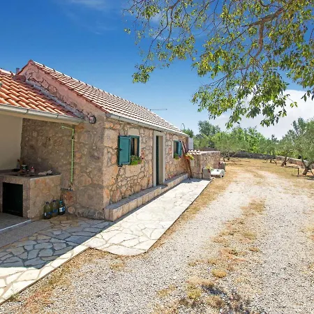 Charming In With Garden Holiday home *