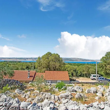 Charming In With Garden Holiday home Seline